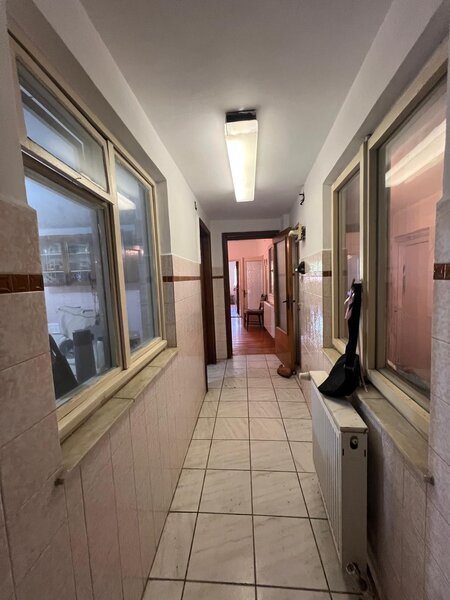 Piata Progresului, Drumul Gazarului, zona exclusiv de case si vile.