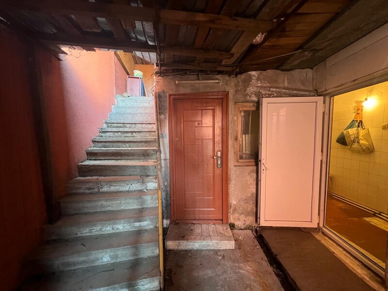 Piata Progresului, Drumul Gazarului, zona exclusiv de case si vile.